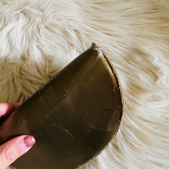 Authentic Gucci Sunglasses - Picture 8 of 10